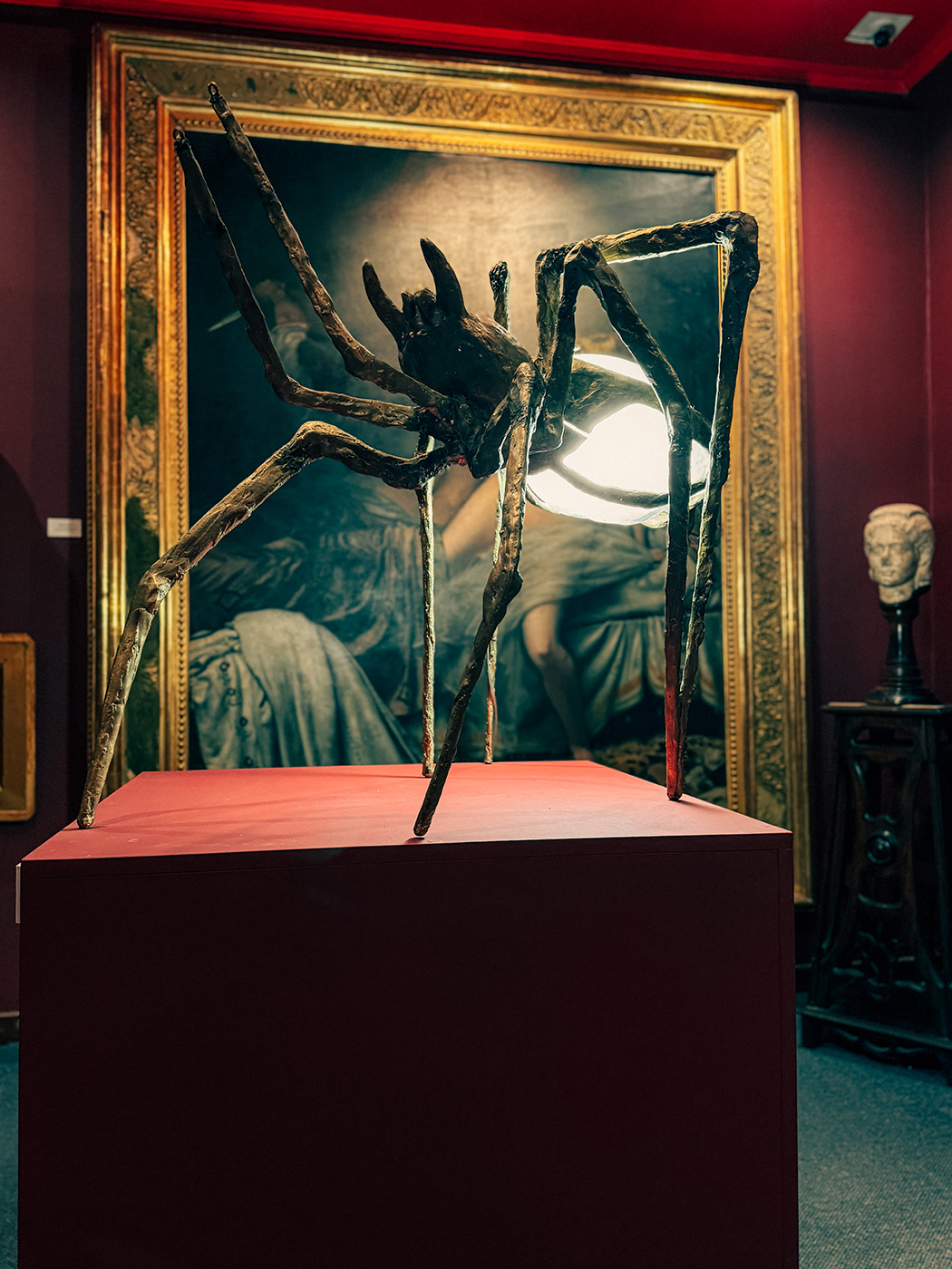 Gustavo Beckelmann, Araña, s/f Bronce a la cera perdida, vidrio 76 x 86 x 70 cm